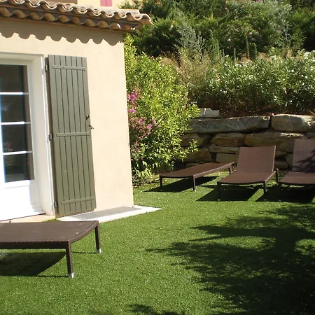 Lagrange Carre Beauchene Tatil parkı